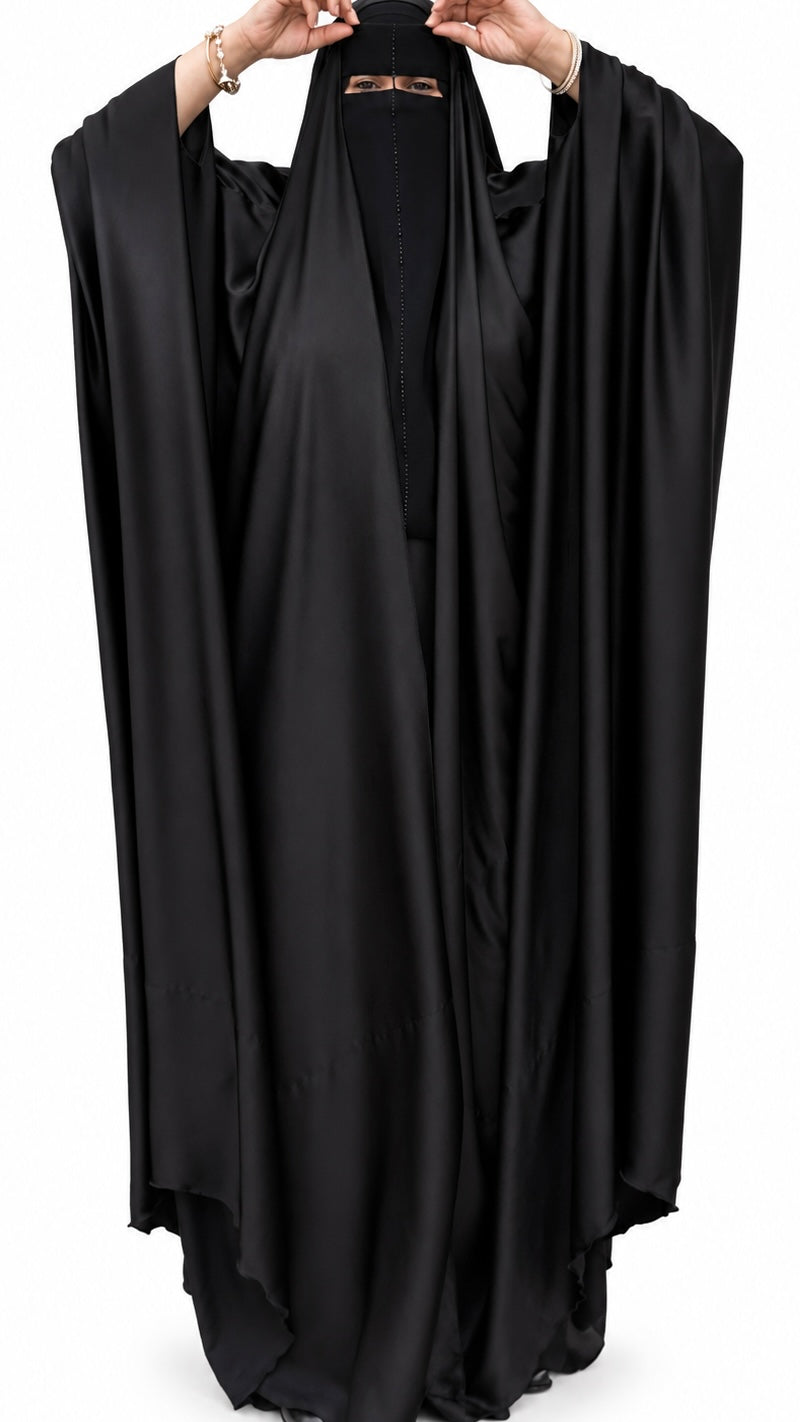 The Al-Mu’minun Signature Silk Set